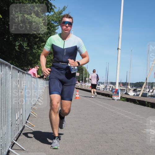 17.08.2025 - KN Förde Triathlon 2025 KatJ http://msf.ph/oto/8608334 17.08.2025 13:56:45 Laufen 506 meine-sportfotos.de