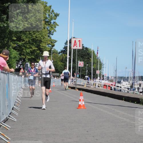 17.08.2025 - KN Förde Triathlon 2025 KatJ http://msf.ph/oto/8608346 17.08.2025 13:57:04 Laufen 510, 541 meine-sportfotos.de