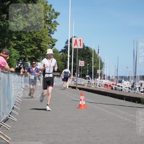 17.08.2025 - KN Förde Triathlon 2025 KatJ http://msf.ph/oto/8608354 17.08.2025 13:57:04 Laufen 510, 541 meine-sportfotos.de
