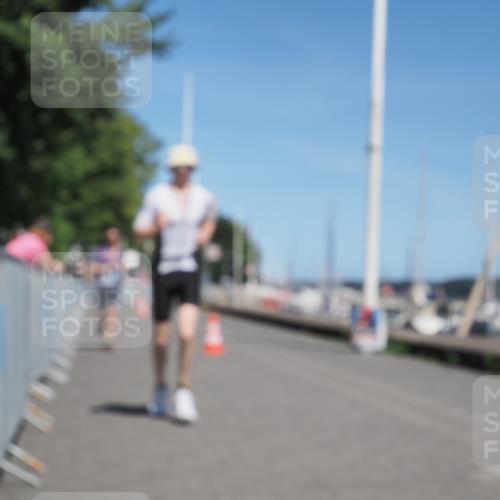 17.08.2025 - KN Förde Triathlon 2025 KatJ http://msf.ph/oto/8608364 17.08.2025 13:57:07 Laufen 510, 541 meine-sportfotos.de