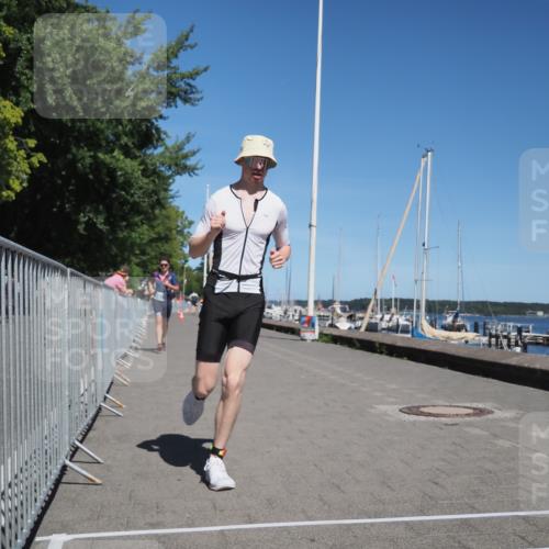 17.08.2025 - KN Förde Triathlon 2025 KatJ http://msf.ph/oto/8608378 17.08.2025 13:57:09 Laufen 510, 541 meine-sportfotos.de
