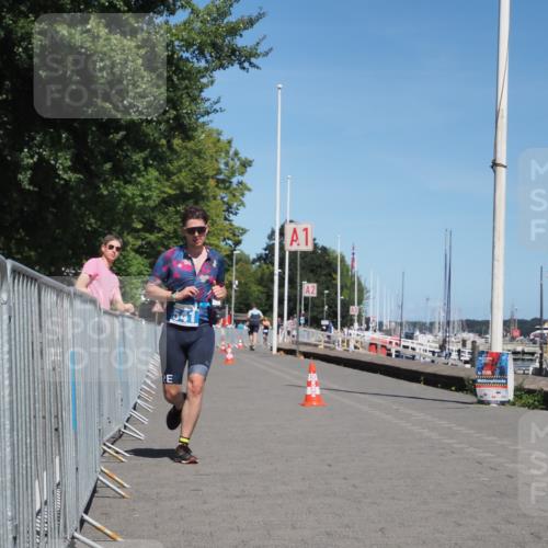 17.08.2025 - KN Förde Triathlon 2025 KatJ http://msf.ph/oto/8608385 17.08.2025 13:57:10 Laufen 510, 541 meine-sportfotos.de