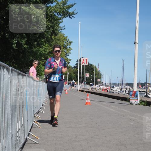 17.08.2025 - KN Förde Triathlon 2025 KatJ http://msf.ph/oto/8608397 17.08.2025 13:57:11 Laufen 510, 541 meine-sportfotos.de