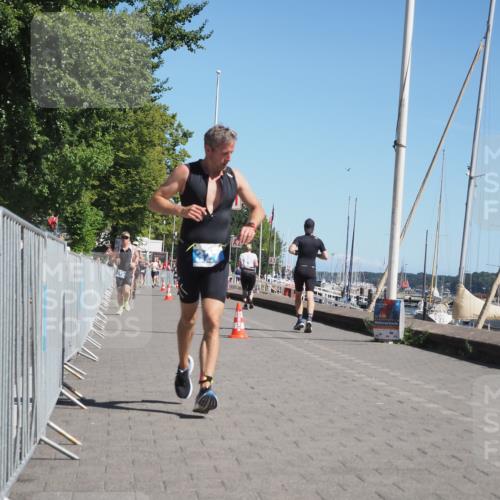 17.08.2025 - KN Förde Triathlon 2025 KatJ http://msf.ph/oto/8608477 17.08.2025 12:02:22 Laufen 312, 327 meine-sportfotos.de