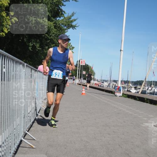 17.08.2025 - KN Förde Triathlon 2025 KatJ http://msf.ph/oto/8608507 17.08.2025 13:57:36 Laufen 525, 528 meine-sportfotos.de