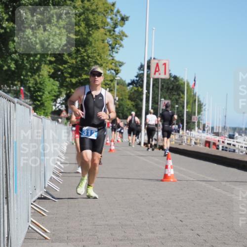 17.08.2025 - KN Förde Triathlon 2025 KatJ http://msf.ph/oto/8608527 17.08.2025 12:02:26 Laufen 312, 327, 606, 628 meine-sportfotos.de