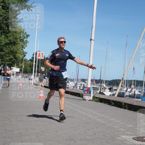 17.08.2025 - KN Förde Triathlon 2025 KatJ http://msf.ph/oto/8608541 17.08.2025 13:57:39 Laufen 525, 528 meine-sportfotos.de
