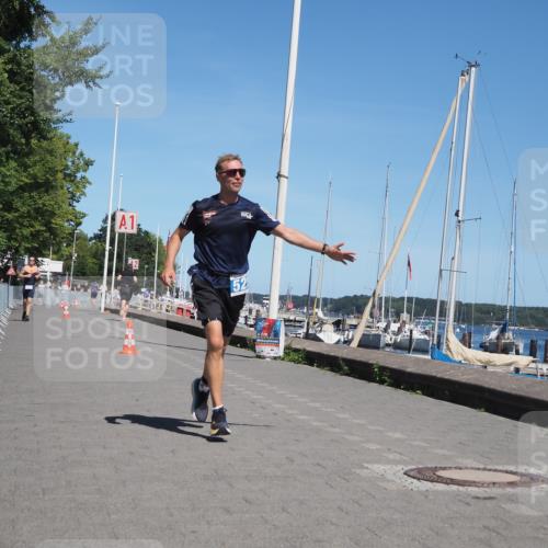 17.08.2025 - KN Förde Triathlon 2025 KatJ http://msf.ph/oto/8608551 17.08.2025 13:57:39 Laufen 525, 528 meine-sportfotos.de