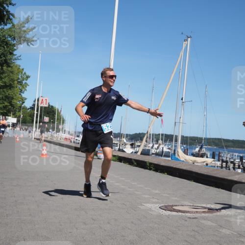 17.08.2025 - KN Förde Triathlon 2025 KatJ http://msf.ph/oto/8608559 17.08.2025 13:57:39 Laufen 525, 528 meine-sportfotos.de