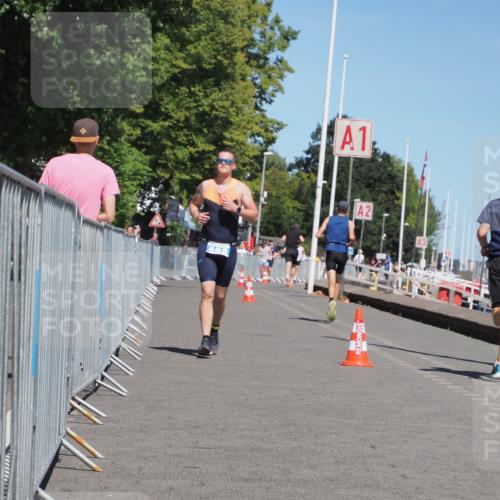 17.08.2025 - KN Förde Triathlon 2025 KatJ http://msf.ph/oto/8608579 17.08.2025 13:57:46 Laufen 483 meine-sportfotos.de
