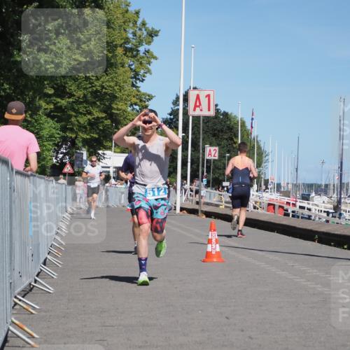 17.08.2025 - KN Förde Triathlon 2025 KatJ http://msf.ph/oto/8608689 17.08.2025 13:58:07 Laufen 512, 516 meine-sportfotos.de