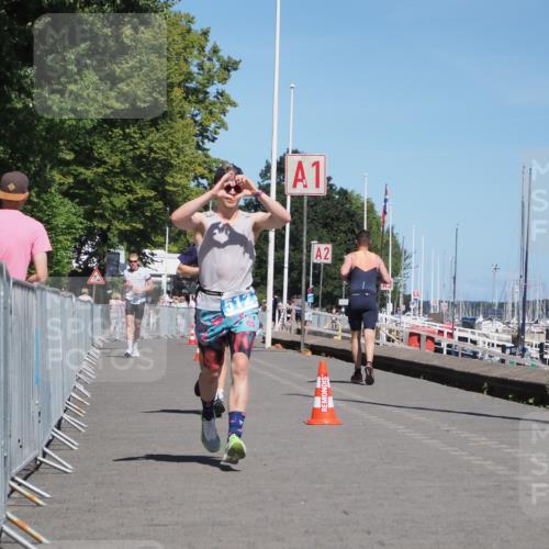 17.08.2025 - KN Förde Triathlon 2025 KatJ http://msf.ph/oto/8608696 17.08.2025 13:58:07 Laufen 512, 516 meine-sportfotos.de
