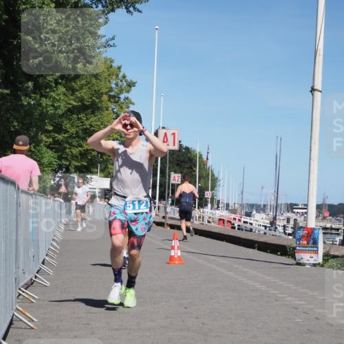 17.08.2025 - KN Förde Triathlon 2025 KatJ http://msf.ph/oto/8608727 17.08.2025 13:58:08 Laufen 512, 516 meine-sportfotos.de