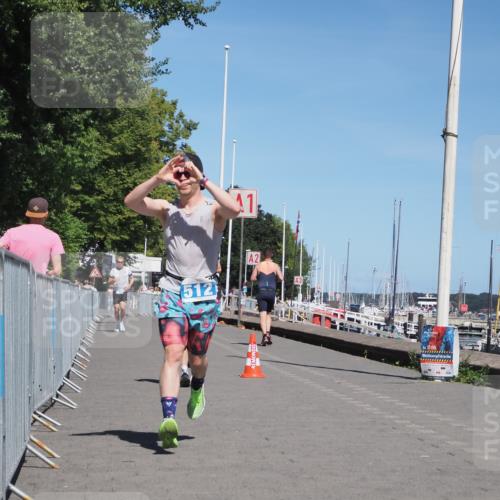 17.08.2025 - KN Förde Triathlon 2025 KatJ http://msf.ph/oto/8608734 17.08.2025 13:58:08 Laufen 512, 516 meine-sportfotos.de