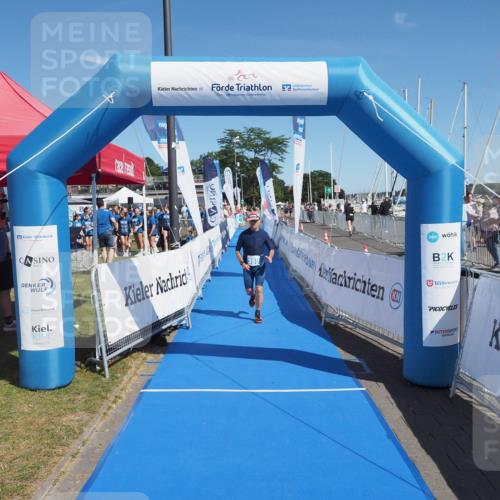 17.08.2025 - KN Förde Triathlon 2025 MichiJ http://msf.ph/oto/8608741 17.08.2025 12:27:59 Laufen 359 meine-sportfotos.de