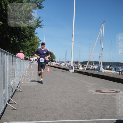 17.08.2025 - KN Förde Triathlon 2025 KatJ http://msf.ph/oto/8608790 17.08.2025 13:58:11 Laufen 512, 516 meine-sportfotos.de