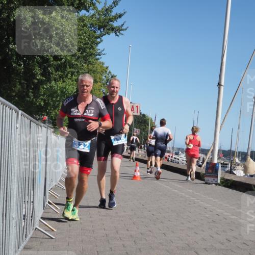 17.08.2025 - KN Förde Triathlon 2025 KatJ http://msf.ph/oto/8608798 17.08.2025 12:02:46 Laufen 303, 332, 335 meine-sportfotos.de