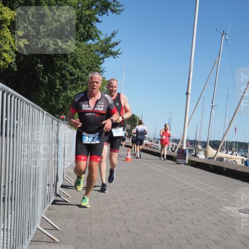 17.08.2025 - KN Förde Triathlon 2025 KatJ http://msf.ph/oto/8608804 17.08.2025 12:02:47 Laufen 303, 332, 335 meine-sportfotos.de
