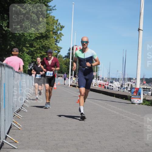 17.08.2025 - KN Förde Triathlon 2025 KatJ http://msf.ph/oto/8608952 17.08.2025 13:58:38 Laufen 357, 523, 531, 546 meine-sportfotos.de