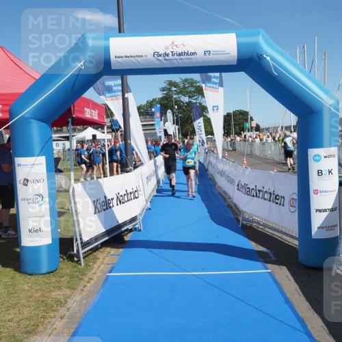 17.08.2025 - KN Förde Triathlon 2025 MichiJ http://msf.ph/oto/8609018 17.08.2025 12:32:18 Laufen 617 meine-sportfotos.de
