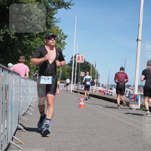 17.08.2025 - KN Förde Triathlon 2025 KatJ http://msf.ph/oto/8609079 17.08.2025 13:58:51 Laufen 436, 494 meine-sportfotos.de