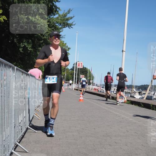 17.08.2025 - KN Förde Triathlon 2025 KatJ http://msf.ph/oto/8609093 17.08.2025 13:58:51 Laufen 436, 494 meine-sportfotos.de
