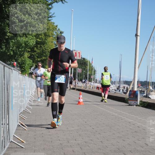 17.08.2025 - KN Förde Triathlon 2025 KatJ http://msf.ph/oto/8609143 17.08.2025 12:03:23 Laufen 308, 328, 634 meine-sportfotos.de