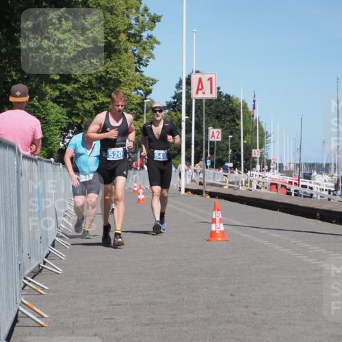 17.08.2025 - KN Förde Triathlon 2025 KatJ http://msf.ph/oto/8609271 17.08.2025 13:59:51 Laufen 438, 519, 520, 549 meine-sportfotos.de