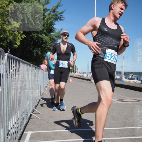 17.08.2025 - KN Förde Triathlon 2025 KatJ http://msf.ph/oto/8609332 17.08.2025 13:59:56 Laufen 438, 519, 520, 549 meine-sportfotos.de