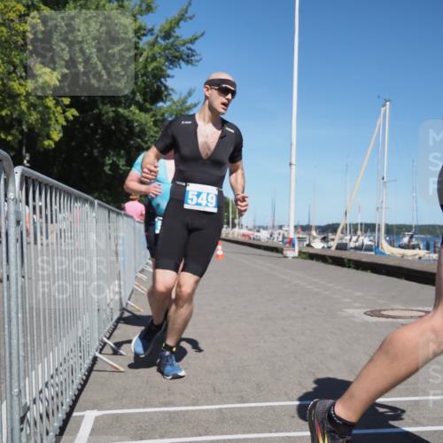 17.08.2025 - KN Förde Triathlon 2025 KatJ http://msf.ph/oto/8609335 17.08.2025 13:59:57 Laufen 438, 519, 520, 549 meine-sportfotos.de