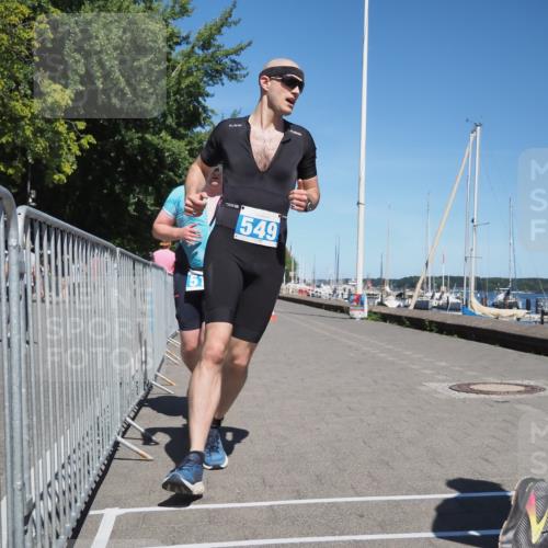17.08.2025 - KN Förde Triathlon 2025 KatJ http://msf.ph/oto/8609338 17.08.2025 13:59:57 Laufen 438, 519, 520, 549 meine-sportfotos.de