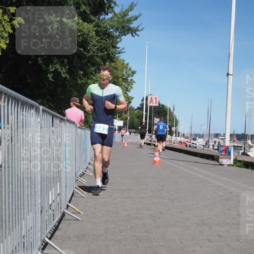 17.08.2025 - KN Förde Triathlon 2025 KatJ http://msf.ph/oto/8609423 17.08.2025 14:00:10 Laufen 482 meine-sportfotos.de