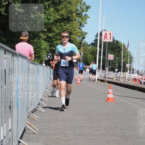 17.08.2025 - KN Förde Triathlon 2025 KatJ http://msf.ph/oto/8609455 17.08.2025 14:00:17 Laufen 517, 518 meine-sportfotos.de