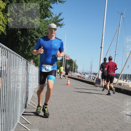 17.08.2025 - KN Förde Triathlon 2025 KatJ http://msf.ph/oto/8609491 17.08.2025 12:03:51 Laufen 291, 325, 370, 373, 622 meine-sportfotos.de