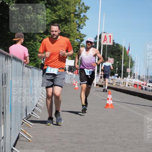 17.08.2025 - KN Förde Triathlon 2025 KatJ http://msf.ph/oto/8609543 17.08.2025 14:00:28 Laufen 485, 533 meine-sportfotos.de