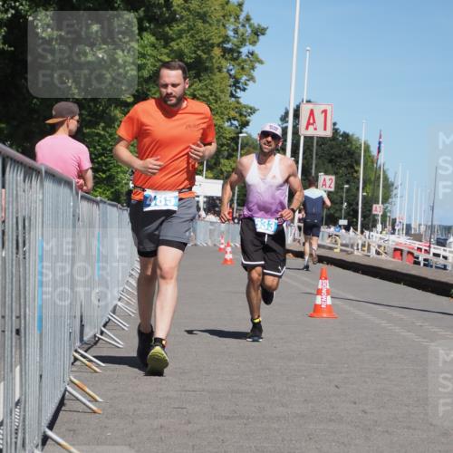 17.08.2025 - KN Förde Triathlon 2025 KatJ http://msf.ph/oto/8609546 17.08.2025 14:00:28 Laufen 485, 533 meine-sportfotos.de