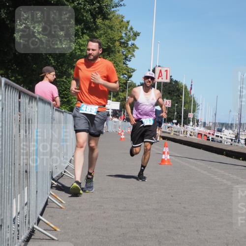 17.08.2025 - KN Förde Triathlon 2025 KatJ http://msf.ph/oto/8609550 17.08.2025 14:00:28 Laufen 485, 533 meine-sportfotos.de