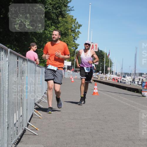 17.08.2025 - KN Förde Triathlon 2025 KatJ http://msf.ph/oto/8609554 17.08.2025 14:00:28 Laufen 485, 533 meine-sportfotos.de