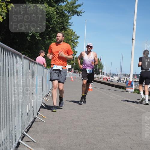 17.08.2025 - KN Förde Triathlon 2025 KatJ http://msf.ph/oto/8609567 17.08.2025 14:00:29 Laufen 485, 533 meine-sportfotos.de