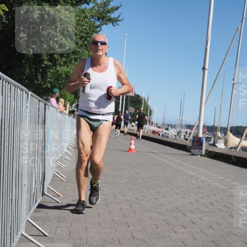 17.08.2025 - KN Förde Triathlon 2025 KatJ http://msf.ph/oto/8609634 17.08.2025 12:04:10 Laufen 293, 346, 623 meine-sportfotos.de
