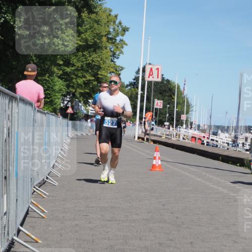 17.08.2025 - KN Förde Triathlon 2025 KatJ http://msf.ph/oto/8609661 17.08.2025 14:01:10 Laufen 492, 527 meine-sportfotos.de