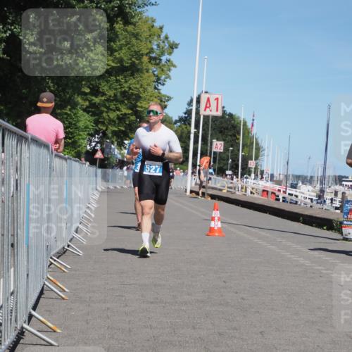 17.08.2025 - KN Förde Triathlon 2025 KatJ http://msf.ph/oto/8609664 17.08.2025 14:01:11 Laufen 478, 492, 527 meine-sportfotos.de