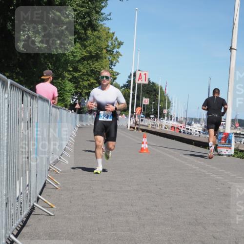 17.08.2025 - KN Förde Triathlon 2025 KatJ http://msf.ph/oto/8609682 17.08.2025 14:01:11 Laufen 478, 492, 527 meine-sportfotos.de