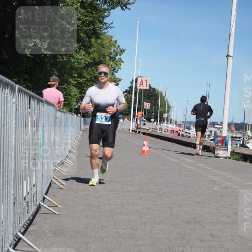 17.08.2025 - KN Förde Triathlon 2025 KatJ http://msf.ph/oto/8609690 17.08.2025 14:01:12 Laufen 478, 492, 527 meine-sportfotos.de