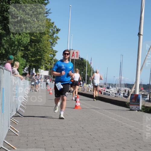17.08.2025 - KN Förde Triathlon 2025 KatJ http://msf.ph/oto/8609713 17.08.2025 12:04:25 Laufen 360 meine-sportfotos.de
