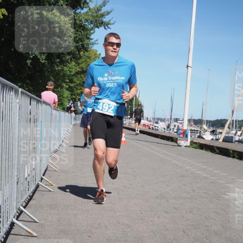 17.08.2025 - KN Förde Triathlon 2025 KatJ http://msf.ph/oto/8609739 17.08.2025 14:01:15 Laufen 478, 492, 527 meine-sportfotos.de