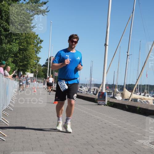 17.08.2025 - KN Förde Triathlon 2025 KatJ http://msf.ph/oto/8609744 17.08.2025 12:04:27 Laufen 360 meine-sportfotos.de