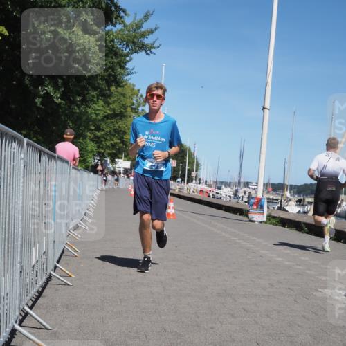 17.08.2025 - KN Förde Triathlon 2025 KatJ http://msf.ph/oto/8609769 17.08.2025 14:01:19 Laufen 478, 492 meine-sportfotos.de
