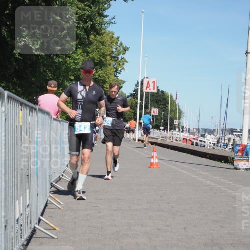 17.08.2025 - KN Förde Triathlon 2025 KatJ http://msf.ph/oto/8609800 17.08.2025 14:01:38 Laufen 534, 542 meine-sportfotos.de