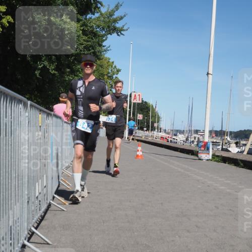17.08.2025 - KN Förde Triathlon 2025 KatJ http://msf.ph/oto/8609812 17.08.2025 14:01:39 Laufen 534, 542 meine-sportfotos.de